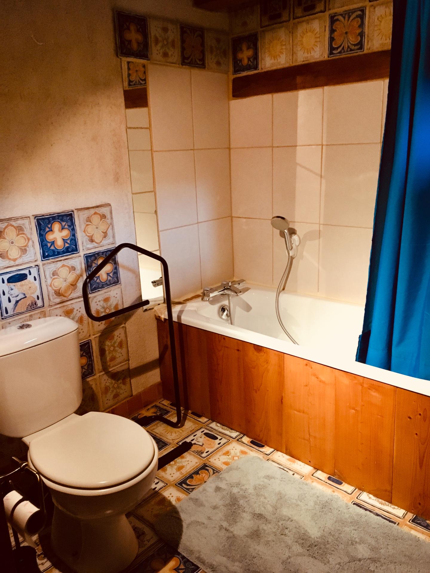 Salle de bain 2 e étage